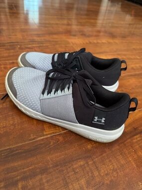 Under Armour Kids Black and Gray Lightweight Sneakers